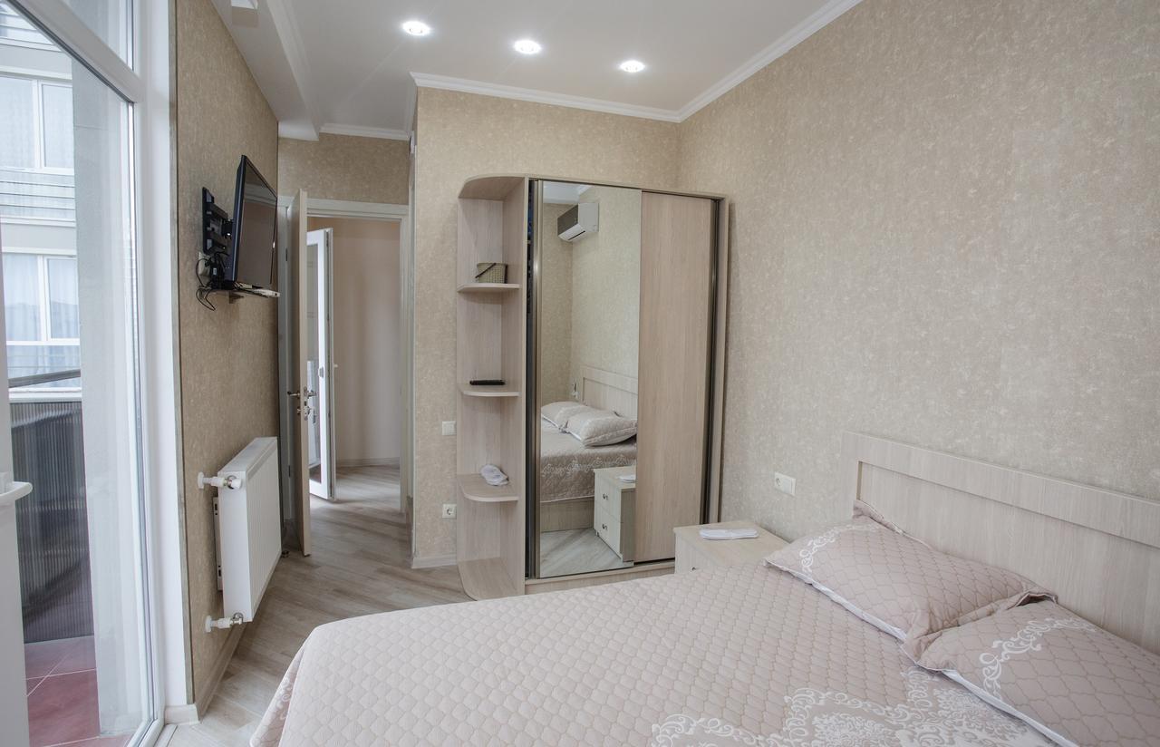 5 Rooms Batumi Kültér fotó